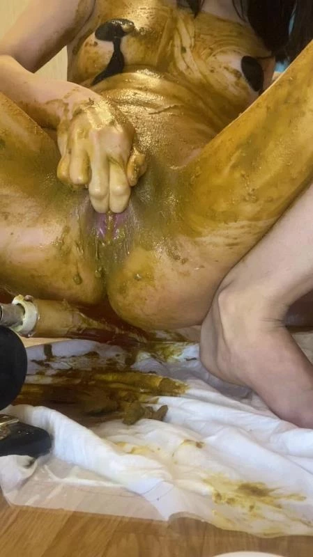 Fisting, fuck machine in both holes and smearing shit - UltraHD/2K [2024] (p00girl)