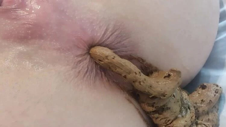 Close up poo exclusively for scatbook - FullHD [2024]