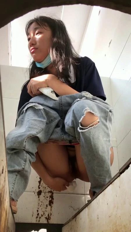 BFJP-101 - Asian Peeping Voyeur Uncensoredトイレでおしっこをする美しい女性 - UltraHD/2K [2024]